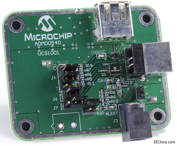 ADM00540_UCS1001-Evaluation-Board_Angle_7X5.jpg