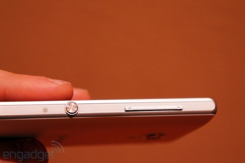 ȫ´ 1080pĺXperia ZL
