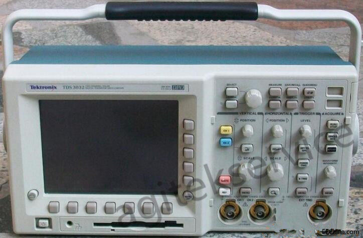 TDS3032-1_.jpg