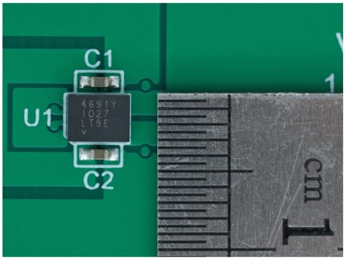 ͼ2 - 3.6 V롢˫·Moduleѹѹ3 mm  4 mmСߴΪÿͨṩ2 A.jpg