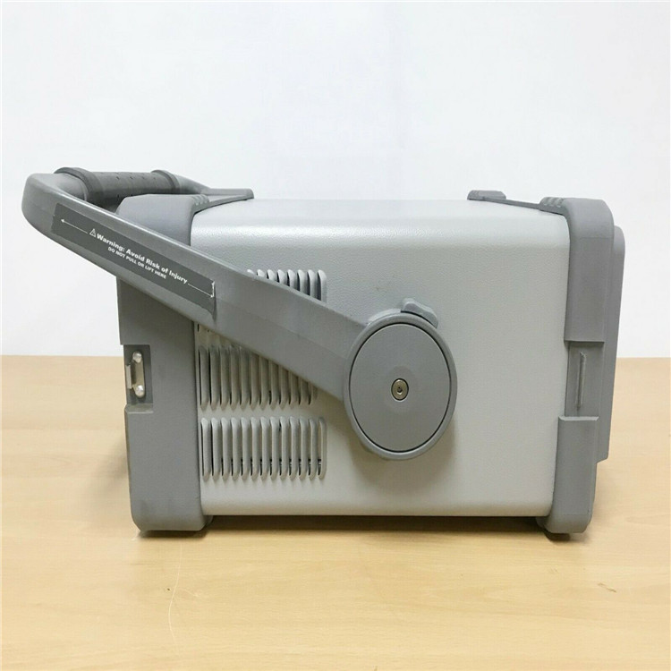 E4407-3.jpg