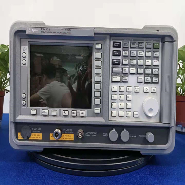 E4407B 2_ 1.jpg