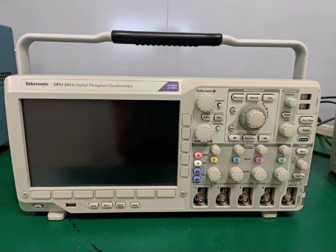 DPO3014.jpg