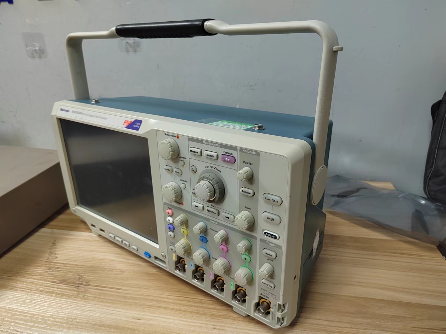MSO5204 5.jpg